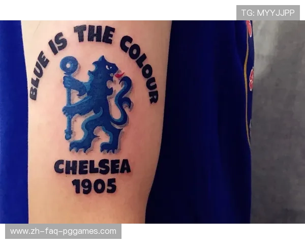 足球纹身图案中哪些比赛元素最受球迷青睐